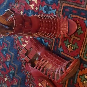 Schultz leather heels size 6